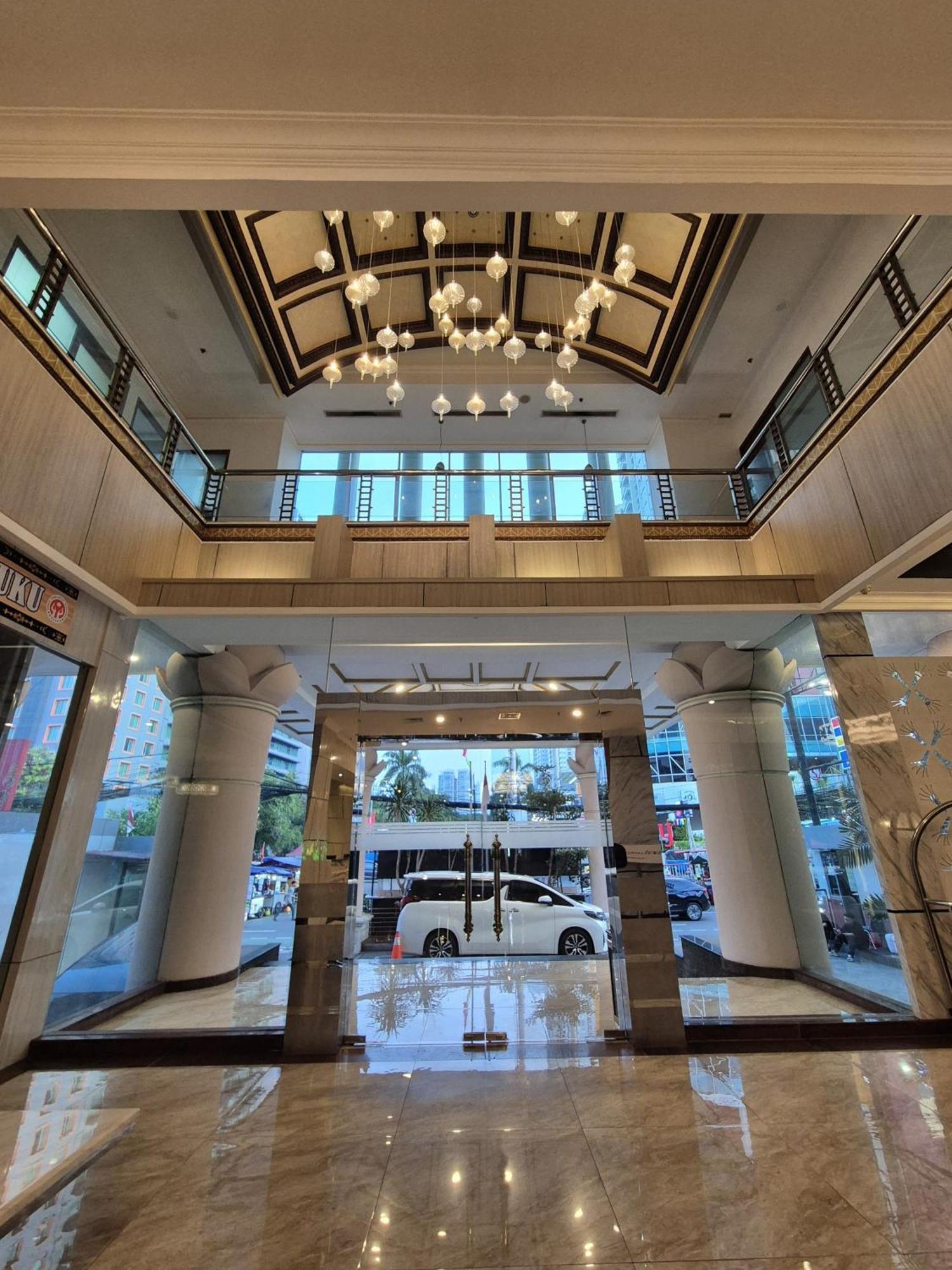Giia Maluku Hotel Thamrin Jakarta Exteriör bild